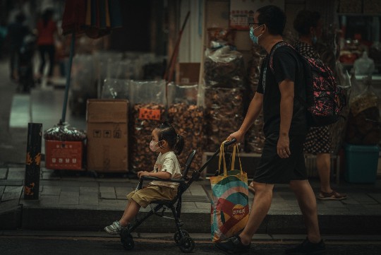 血饵用什么血，深入解析古代与现代的差异及观点探讨